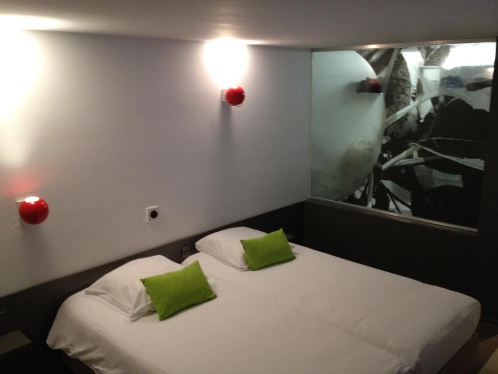 Hotel Corbie Geel Habitación foto